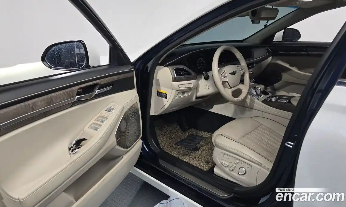 Genesis G90 2019 3.3 Автомат в Москве № 419870, фото 10
