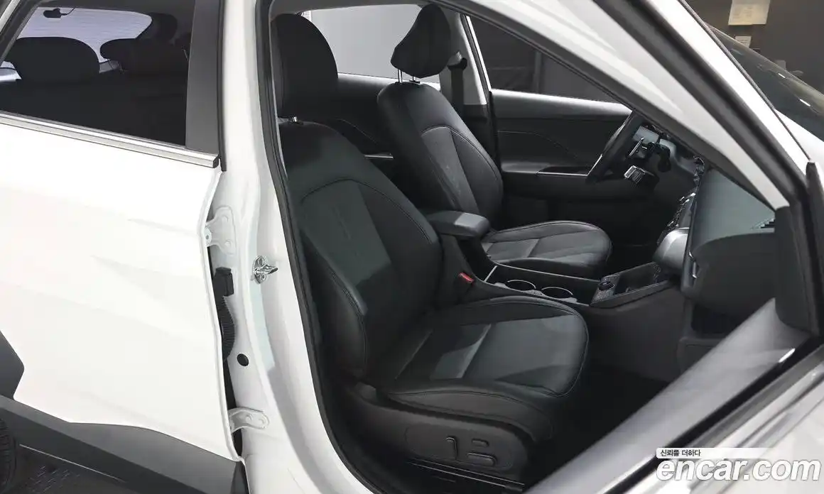 Hyundai Kona 2024 1.6 Автомат в Москве № 42934, фото 13