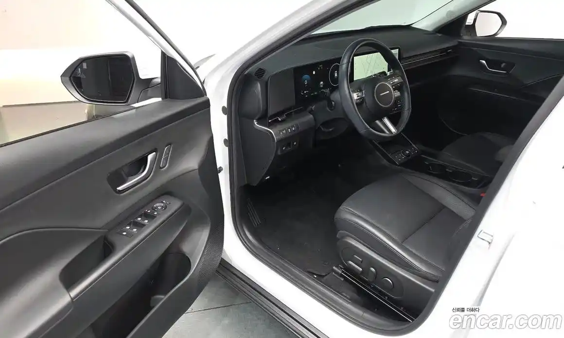 Hyundai Kona 2024 1.6 Автомат в Москве № 42934, фото 17