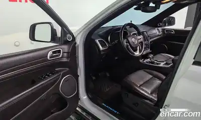 Jeep Cherokee 2018 3.0 Автомат в Москве № 432744, миниатюра 11