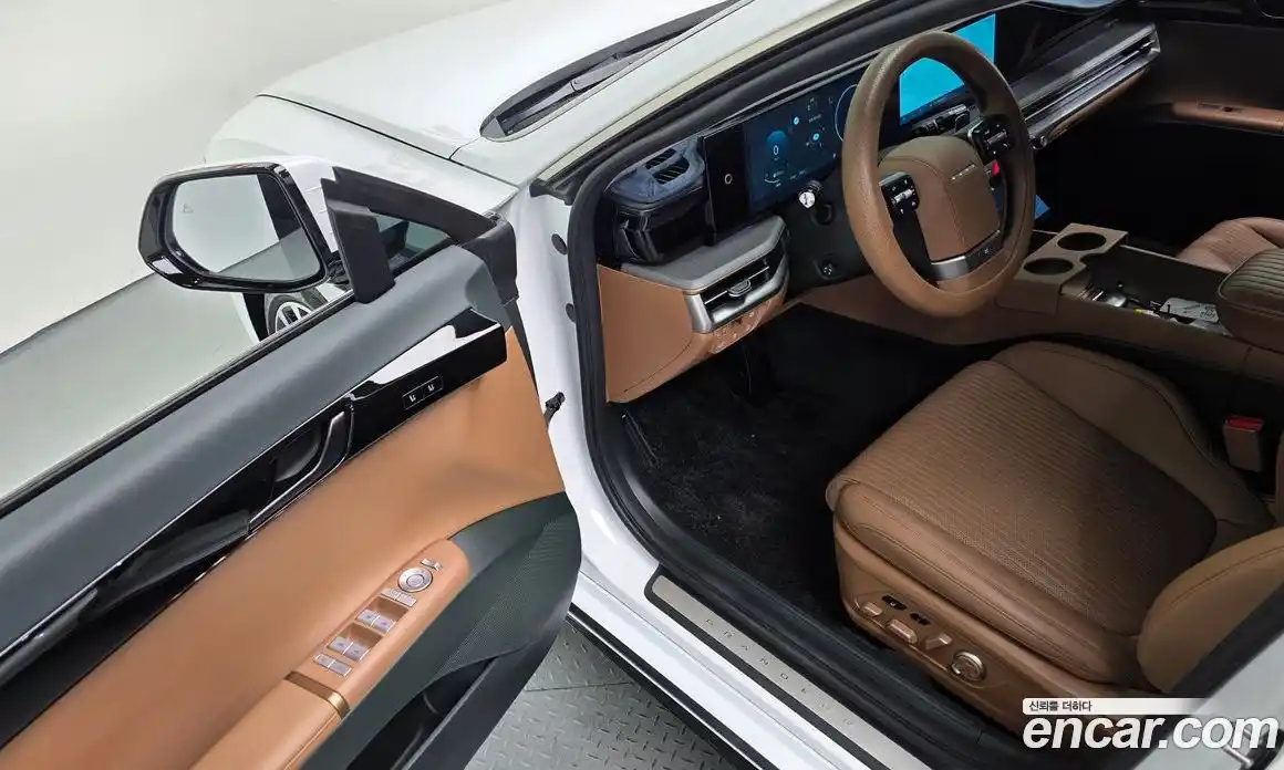 Hyundai Grandeur 2023 1.6 Автомат в Москве № 449596, фото 13