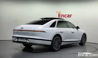 Hyundai Grandeur 2023 1.6 Автомат в Москве № 449596, миниатюра 2