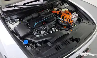 Hyundai Grandeur 2023 1.6 Автомат в Москве № 449596, миниатюра 6