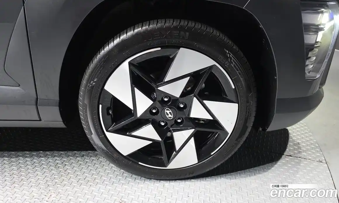 Hyundai Kona 2023 1.6 Автомат в Москве № 45570, фото 6