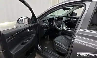 Hyundai Santa Fe 2023 1.6 Автомат в Москве № 457022, миниатюра 10