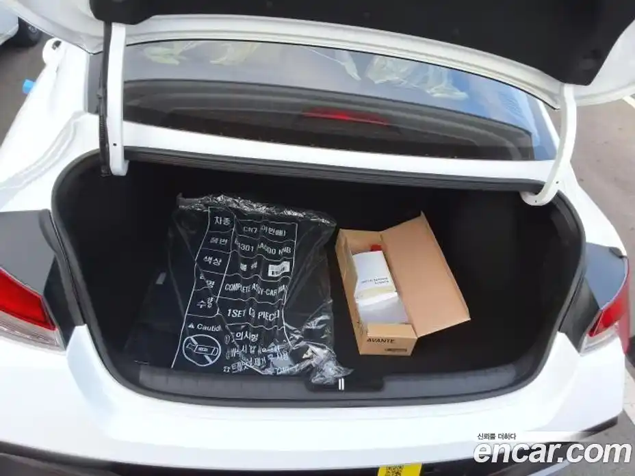 Hyundai Avante 2026 1.6 Автомат в Москве № 46320, фото 15