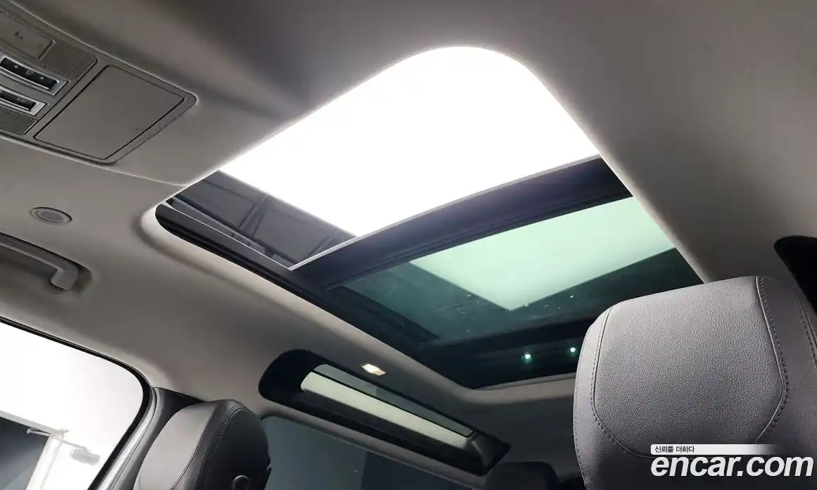 Land Rover Defender 2022 3.0 Автомат в Москве № 471233, фото 18