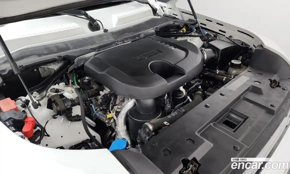 Land Rover Defender 2022 3.0 Автомат в Москве № 471233, фото 6