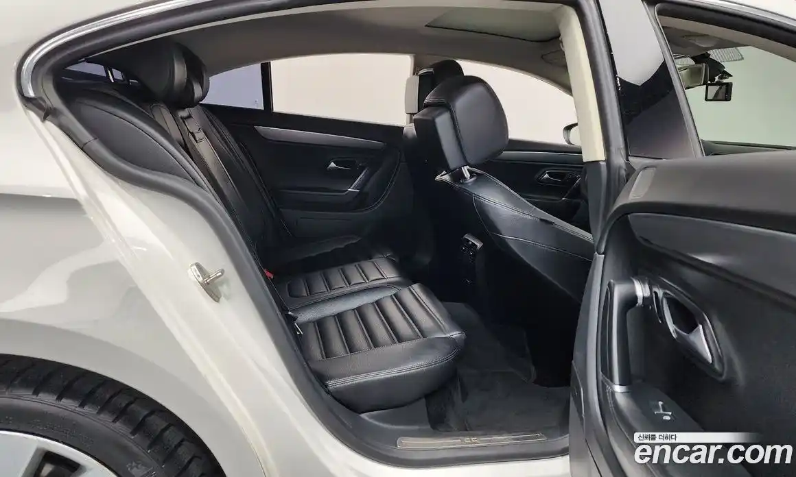 Volkswagen CC 2014 2.0 Автомат в Москве № 472224, фото 12