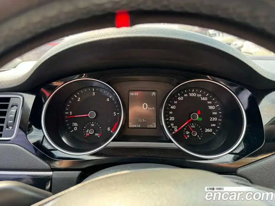 Volkswagen Jetta 2015 2.0 Автомат в Москве № 472331, фото 11