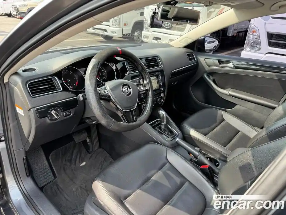 Volkswagen Jetta 2015 2.0 Автомат в Москве № 472331, фото 16