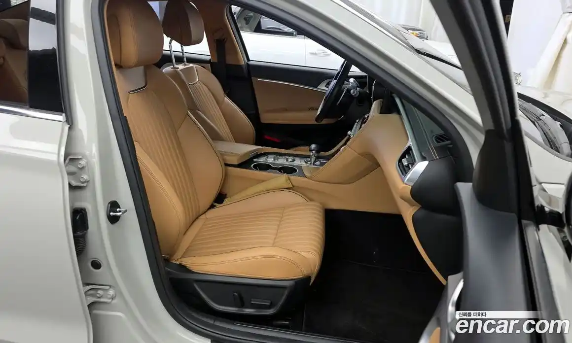 Genesis G70 2024 2.5 Автомат в Москве № 57626, фото 13