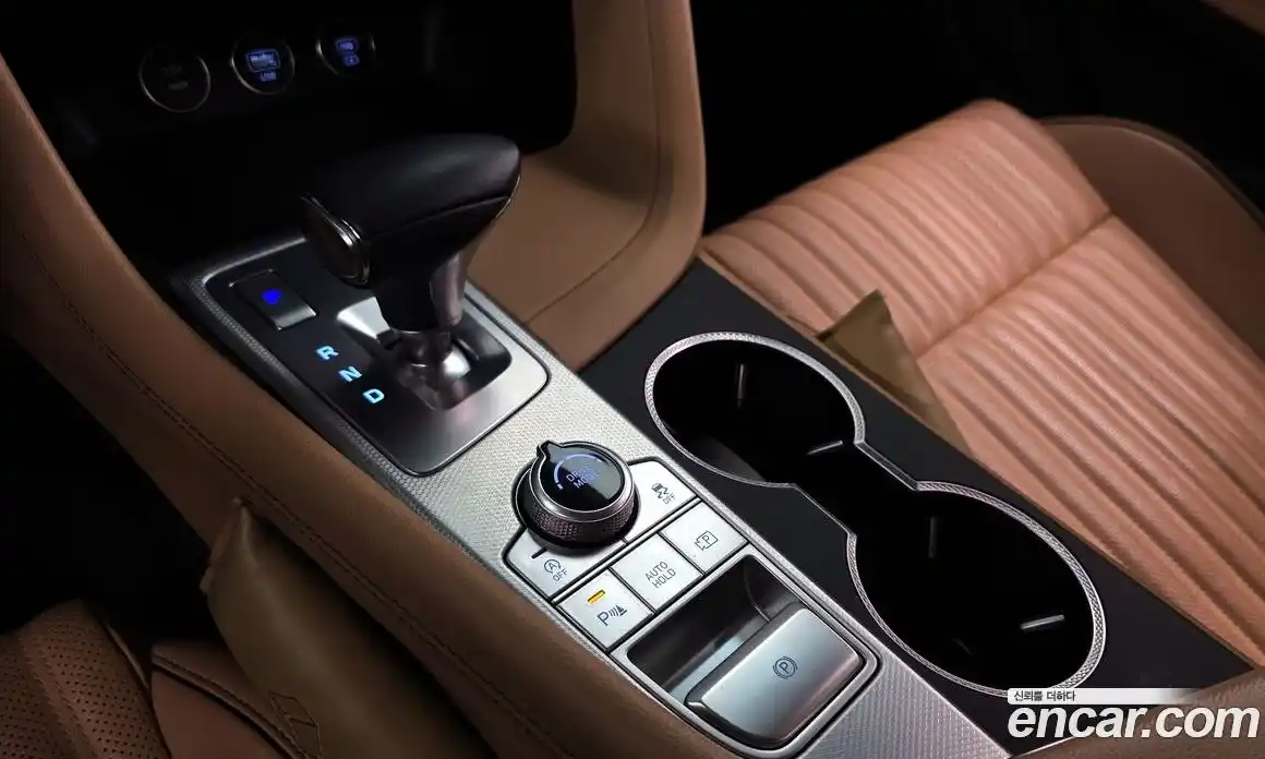 Genesis G70 2024 2.5 Автомат в Москве № 57626, фото 17