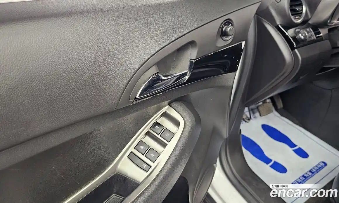 Chevrolet Orlando 2012 2.0 Автомат в Москве № 60199, фото 15