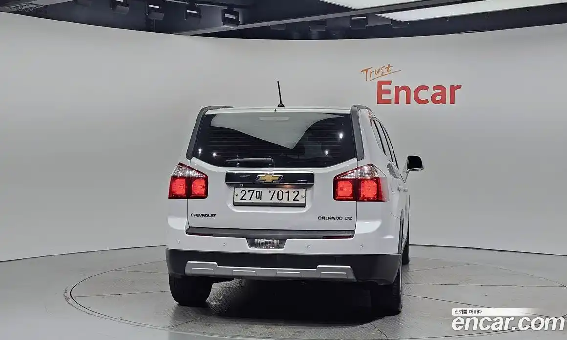 Chevrolet Orlando 2012 2.0 Автомат в Москве № 60199, фото 10