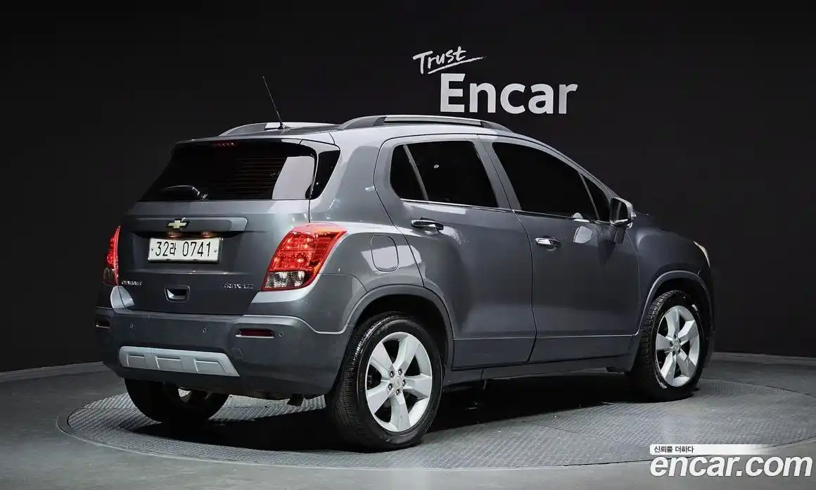 Chevrolet Trax 2013 1.4 Автомат в Москве № 66116, фото 17