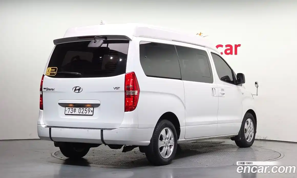 Hyundai Starex 2019 2.5 Автомат в Москве № 9104, фото 12