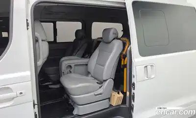 Hyundai Starex 2019 2.5 Автомат в Москве № 9104, миниатюра 7