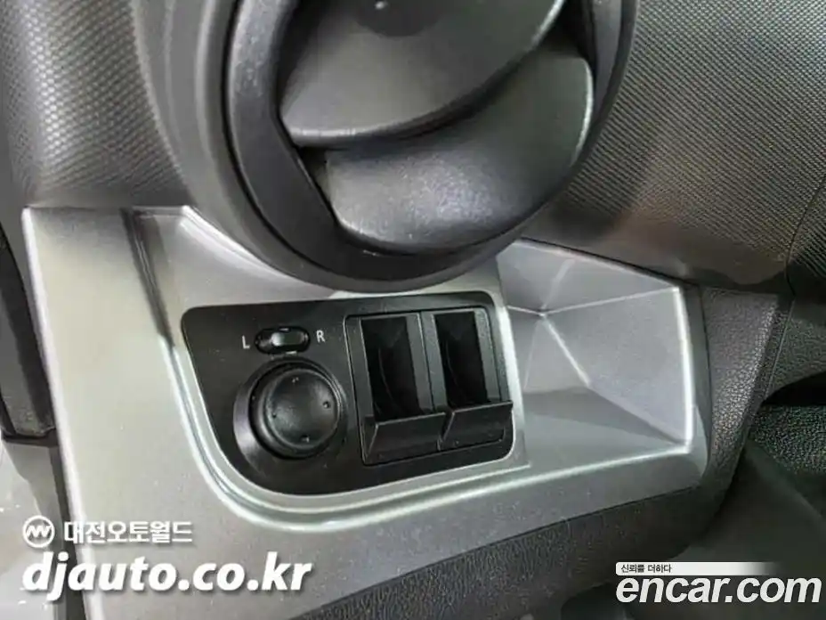 Chevrolet Spark 2013 1.0 Автомат в Москве № 91913, фото 10