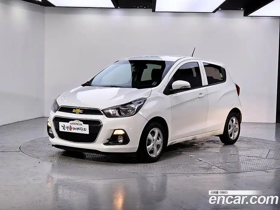 Chevrolet Spark 2016 1.0 Автомат в Москве № 94537, фото 1