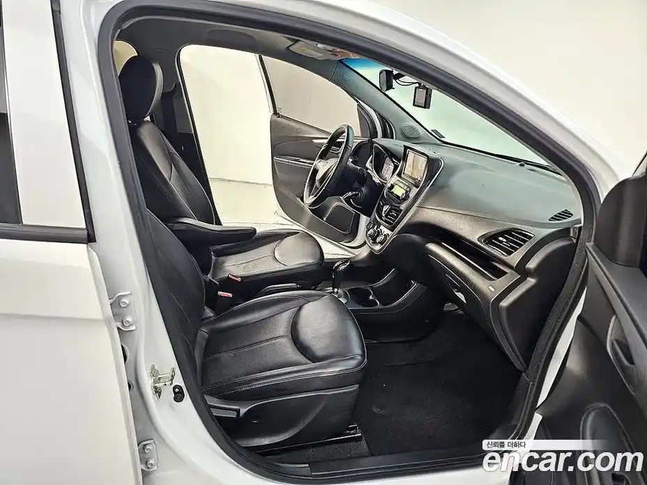 Chevrolet Spark 2016 1.0 Автомат в Москве № 94537, фото 11