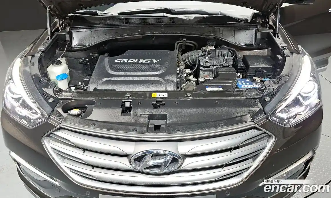 Hyundai Santa Fe 2018 2.0 Автомат в Москве № 112354, фото 16