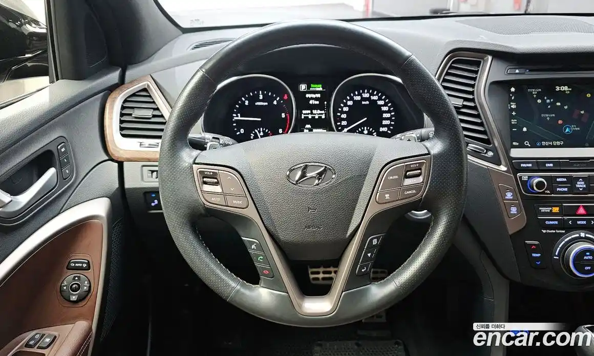 Hyundai Santa Fe 2018 2.0 Автомат в Москве № 112354, фото 8