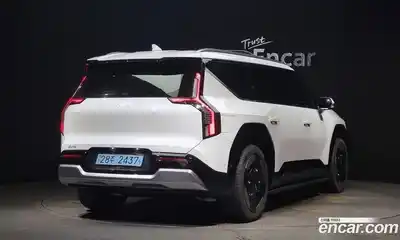 Kia EV9 2024 0.2 Автомат в Москве № 115186, миниатюра 2