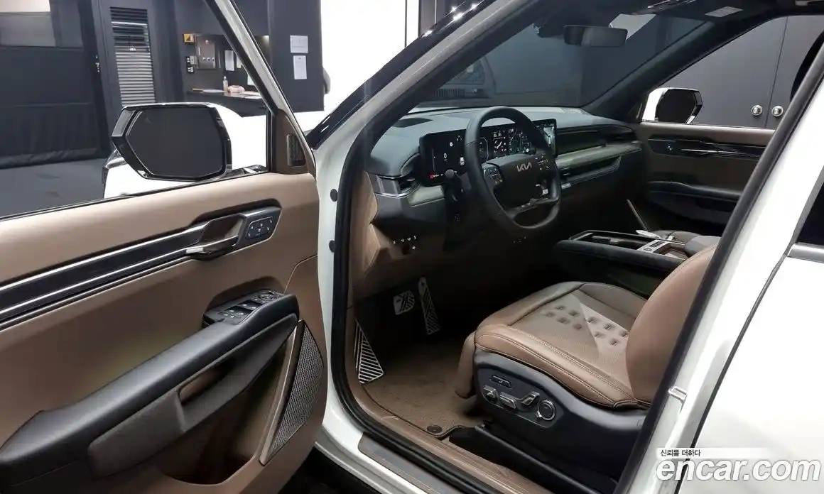 Kia EV9 2024 0.2 Автомат в Москве № 115186, фото 10