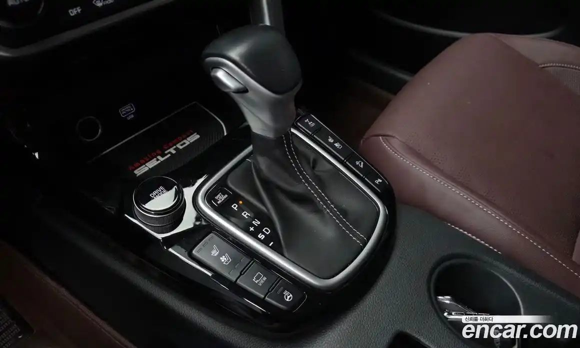 Kia Seltos 2023 1.6 Автомат в Москве № 115747, фото 13