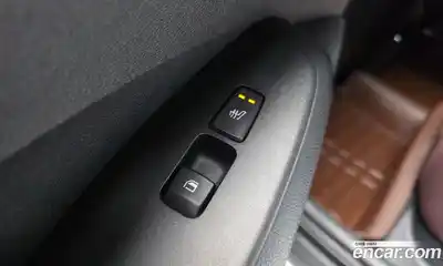 Kia Seltos 2023 1.6 Автомат в Москве № 115747, миниатюра 7