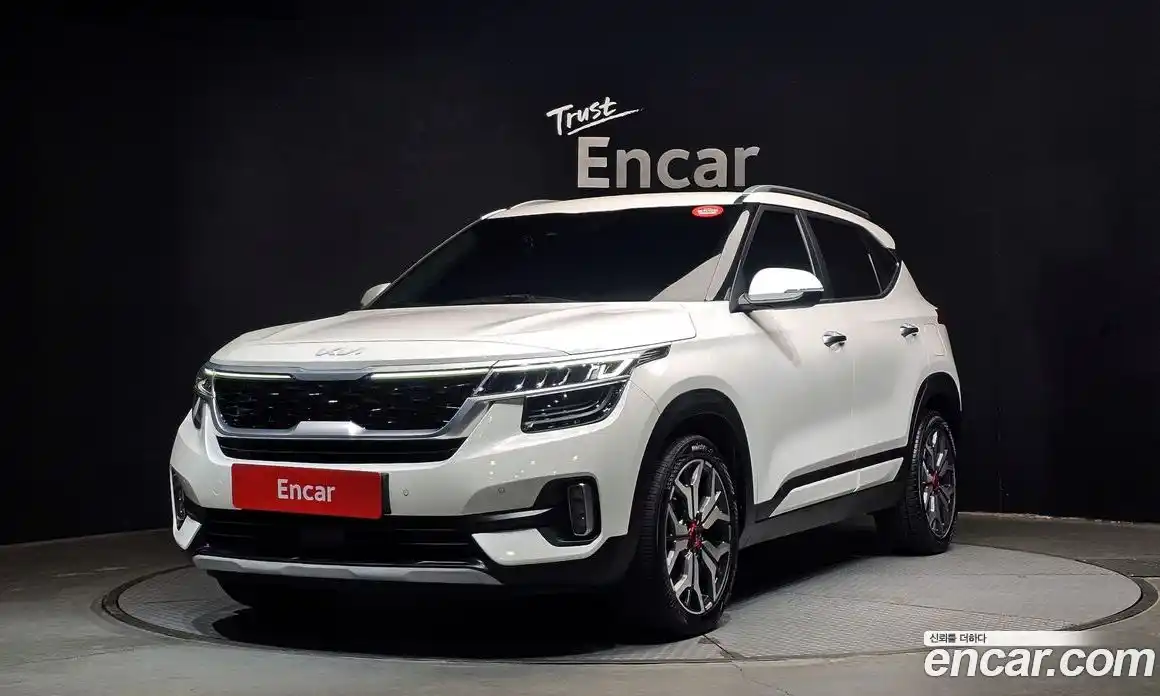 Kia Seltos 2023 1.6 Автомат в Москве № 115747, фото 9