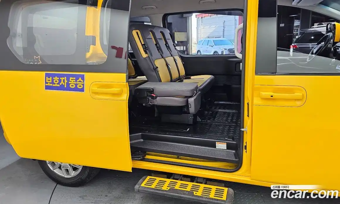 Hyundai Staria 2025 3.5 Автомат в Москве № 119773, фото 14