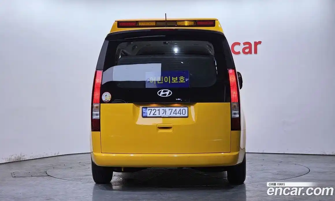 Hyundai Staria 2025 3.5 Автомат в Москве № 119773, фото 3