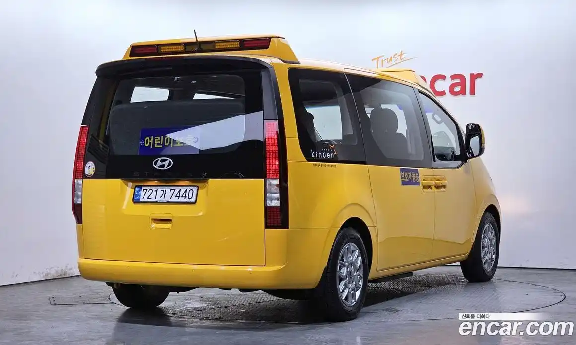 Hyundai Staria 2025 3.5 Автомат в Москве № 119773, фото 5