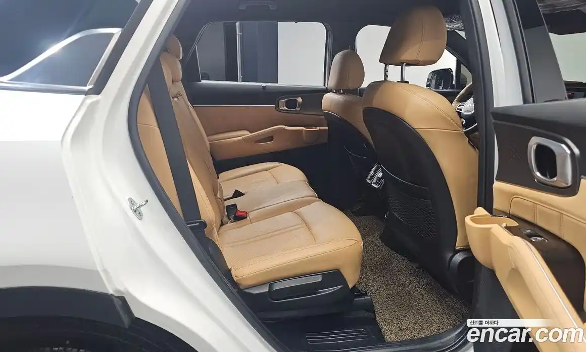 Kia Sorento 2022 2.5 Автомат в Москве № 120698, фото 8