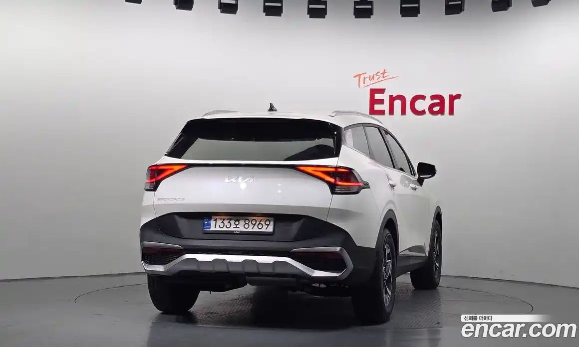 Kia Sportage 2023 2.0 Автомат в Москве № 12073, фото 4