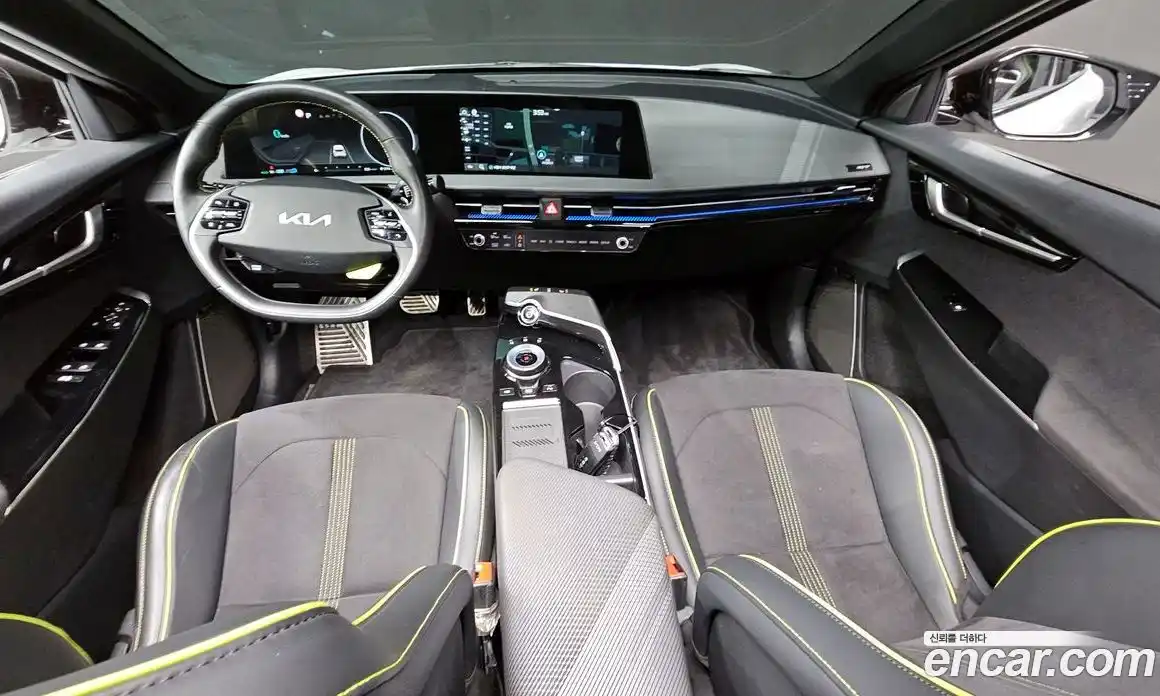 Kia EV6 2023 0.1 Автомат в Москве № 121599, фото 17