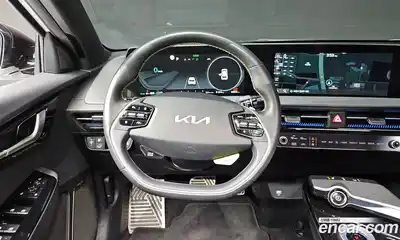 Kia EV6 2023 0.1 Автомат в Москве № 121599, миниатюра 3