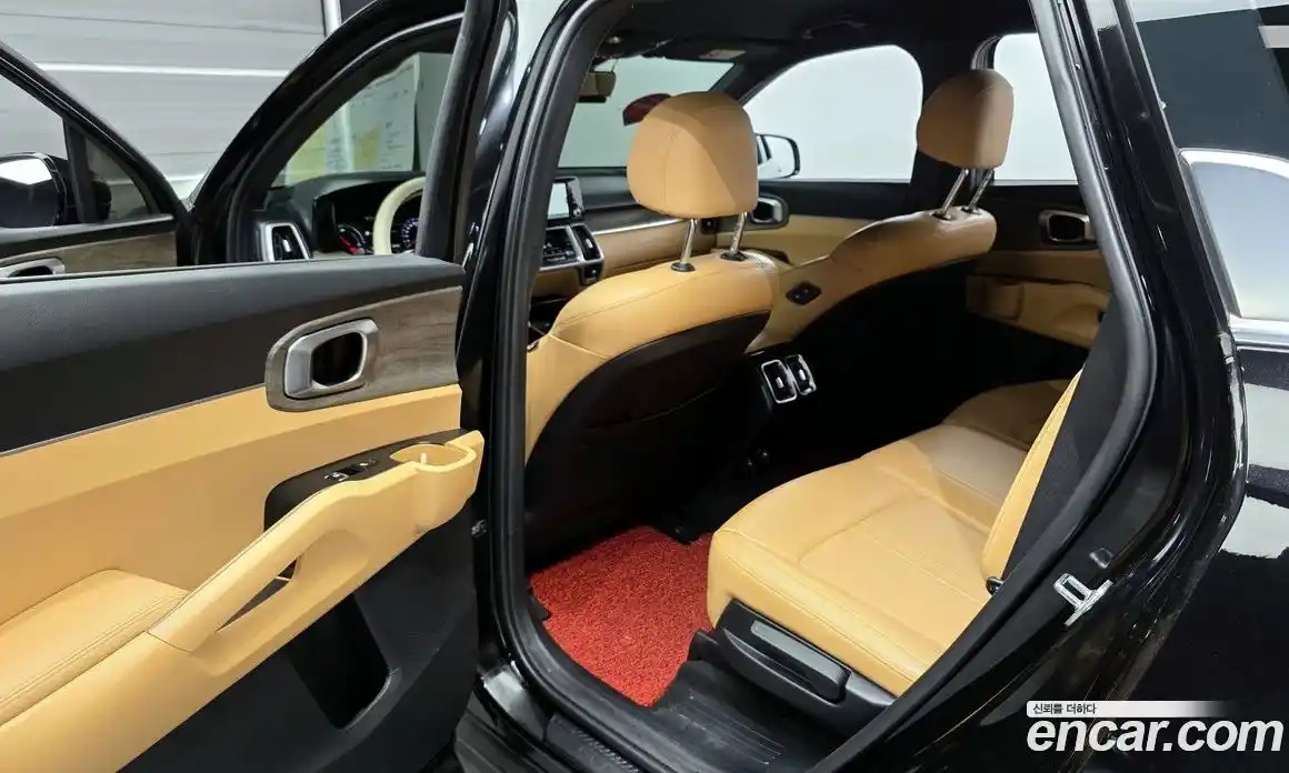 Kia Sorento 2022 1.6 Автомат в Москве № 122695, фото 11