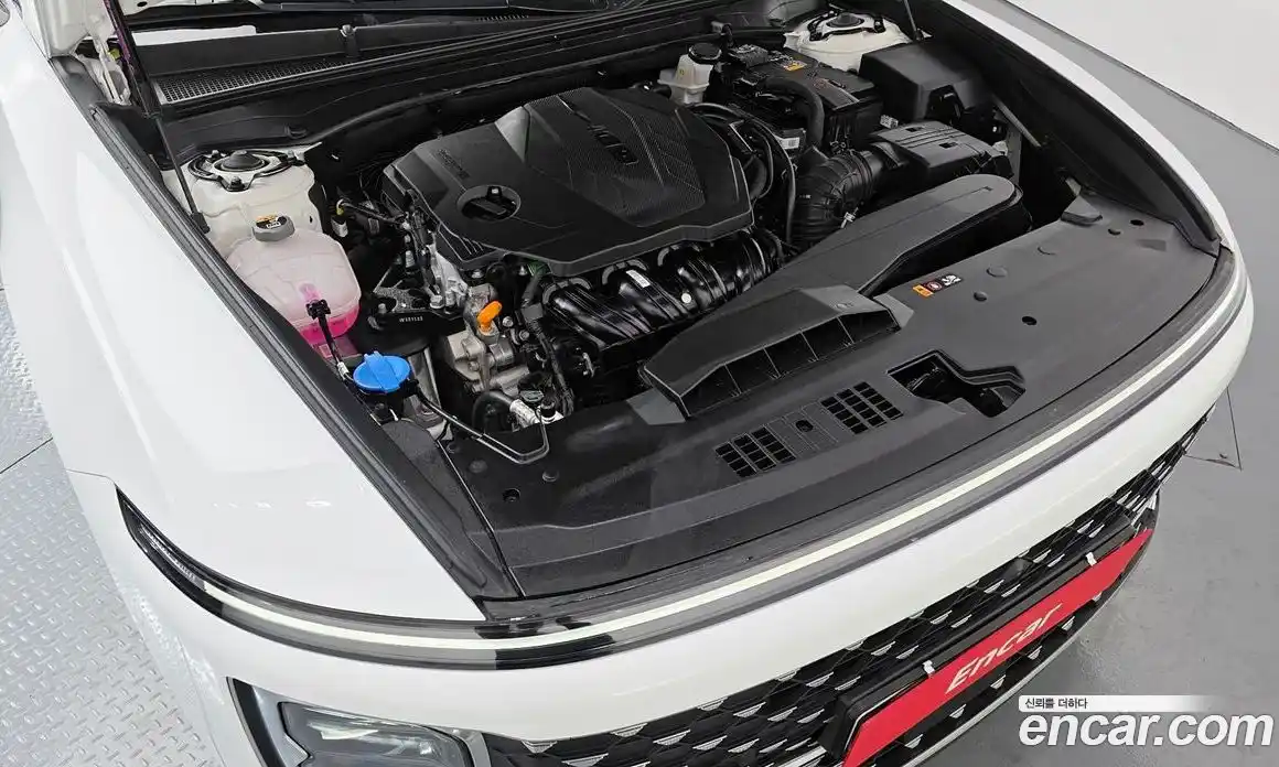 Hyundai Grandeur 2023 2.5 Автомат в Москве № 126609, фото 6