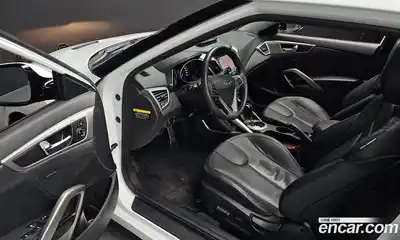 Hyundai Veloster 2012 1.6 Автомат в Москве № 127014, миниатюра 3