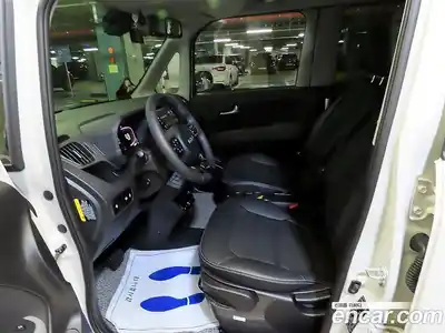 Kia Ray 2025 1.0 Автомат в Москве № 127894, миниатюра 6