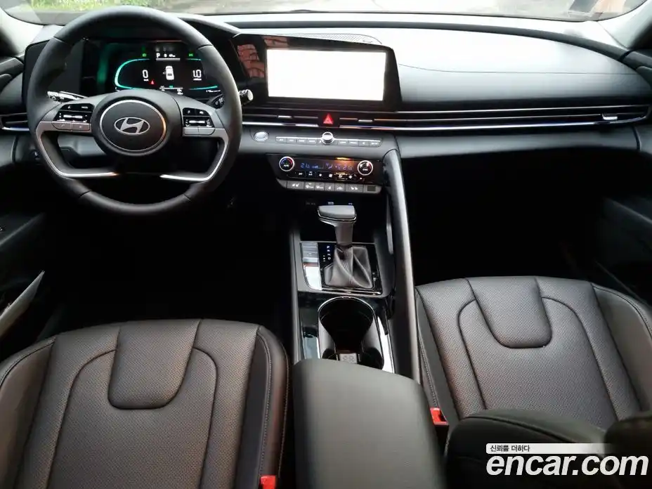 Hyundai Avante 2025 1.6 Автомат в Москве № 129457, фото 7