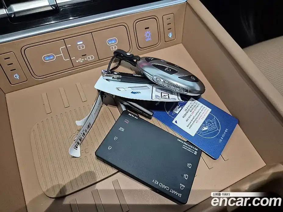 Hyundai Santa Fe 2024 2.5 Автомат в Москве № 130856, фото 16