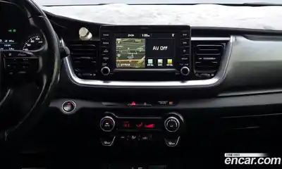 Kia Stonic 2018 1.6 Автомат в Москве № 134370, миниатюра 4
