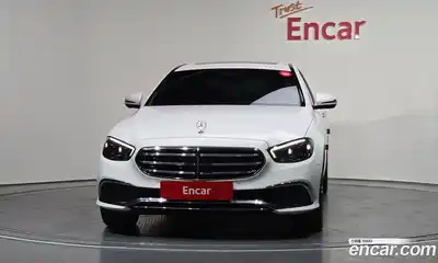 Mercedes-Benz E-Class, 2023
