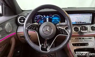 Mercedes-Benz E-Class 2023 2.0 Автомат в Москве № 139369, миниатюра 4