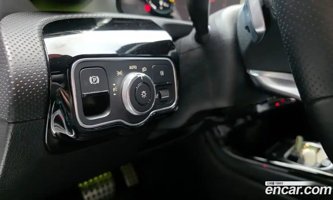 Mercedes-Benz CLA-Class 2023 2.0 Автомат в Москве № 139642, фото 3