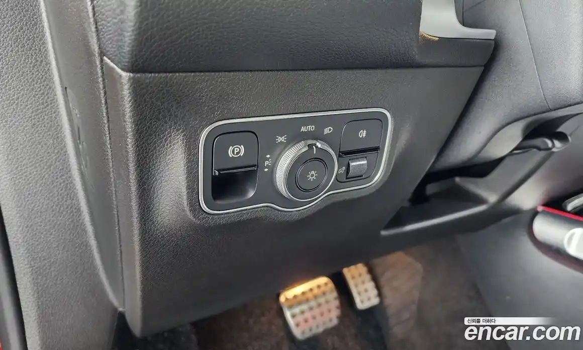 Mercedes-Benz GLB-Class 2020 2.0 Автомат в Москве № 141867, фото 12